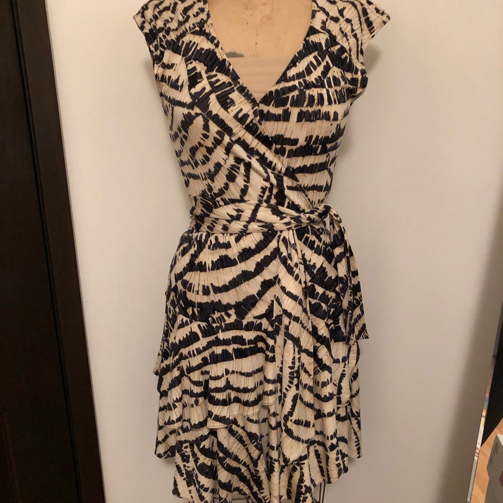 SOLD Diane von Furstenberg DVF Marilu silk wrap dress 2 - Picture 2 of 8